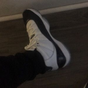 Meet your Posher, Phillip